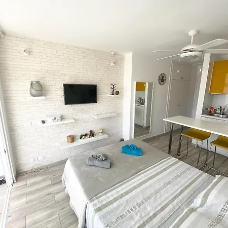 Playa De Americas Sea View Vip Apartament Playa Feñabe